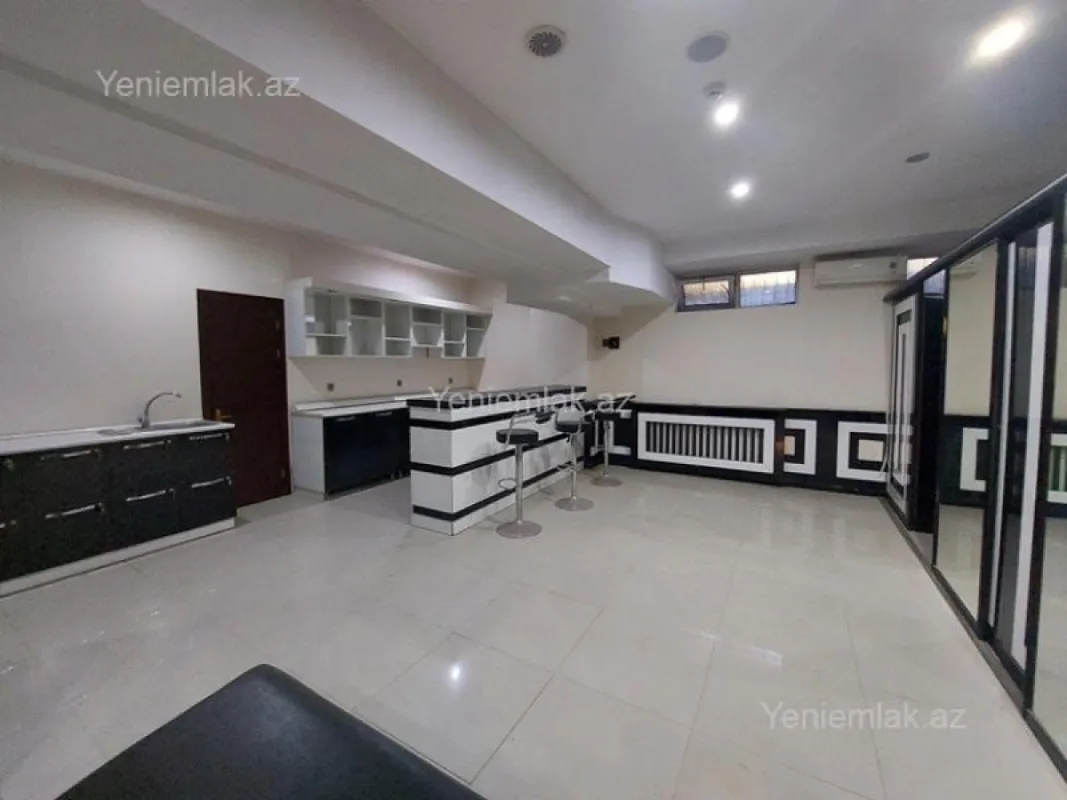 Satılır 6 otaqlı obyekt 258 m²