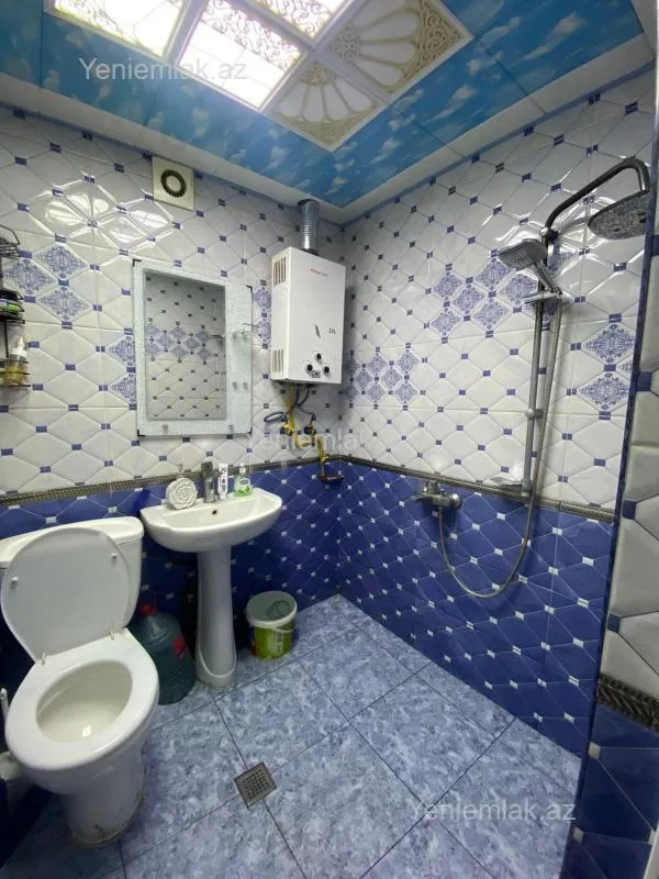 Satılır 2 otaqlı köhnə tikili 50 m²