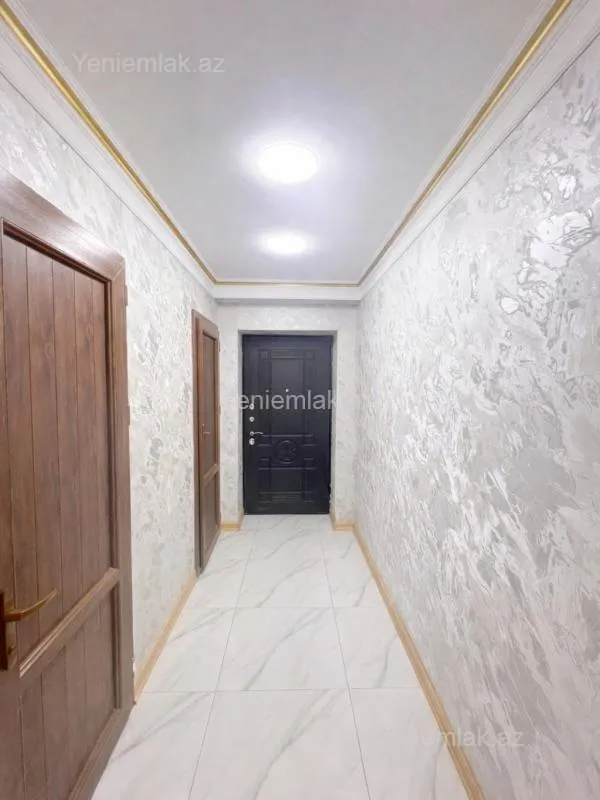 Satılır 2 otaqlı köhnə tikili 70 m²