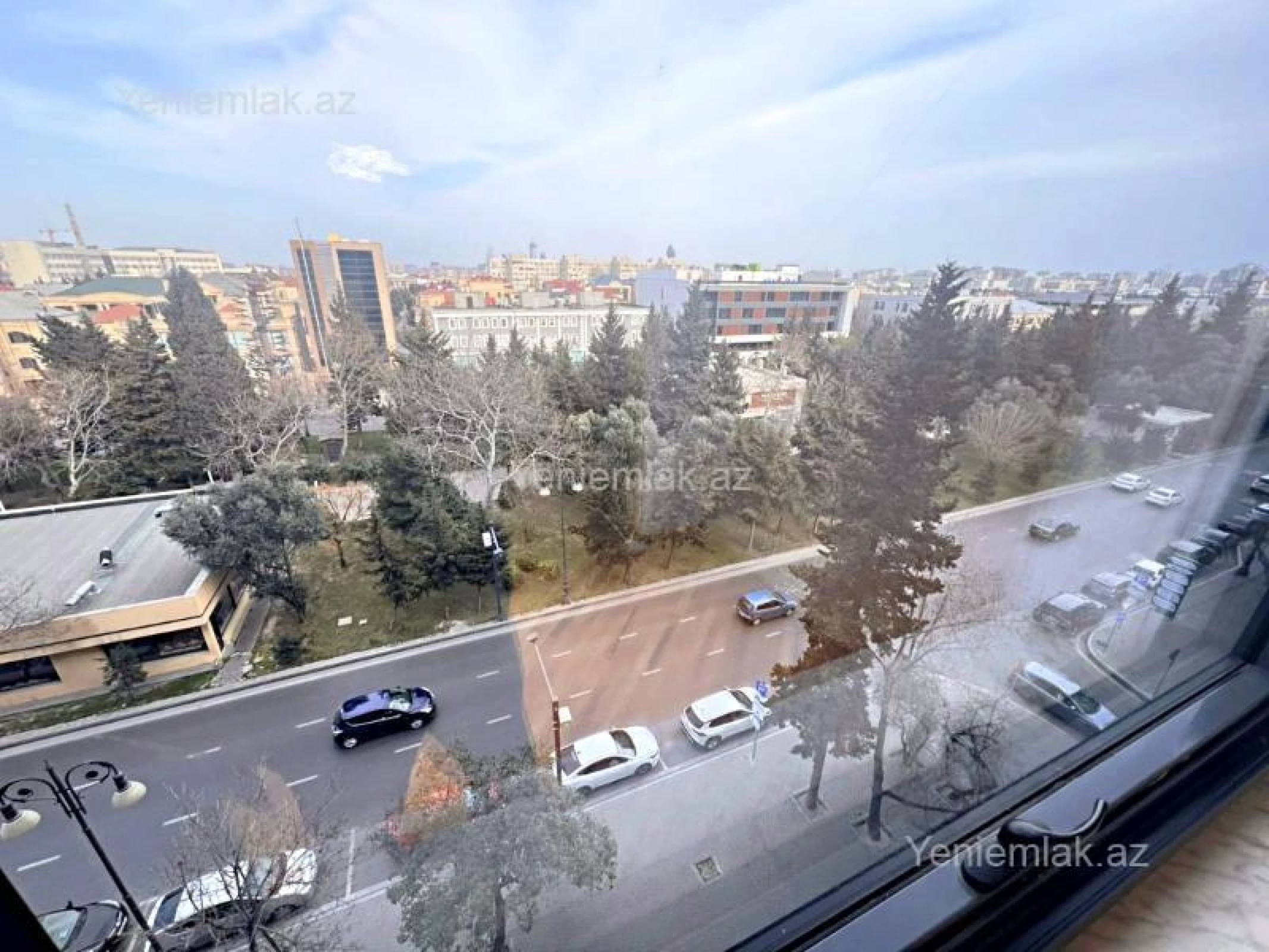 Satılır 2 otaqlı köhnə tikili 70 m²