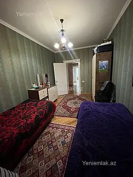 Satılır 4 otaqlı həyət evi 200 m²