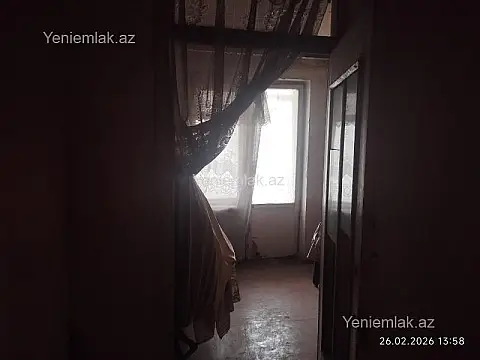 Satılır 5 otaqlı köhnə tikili 120 m²