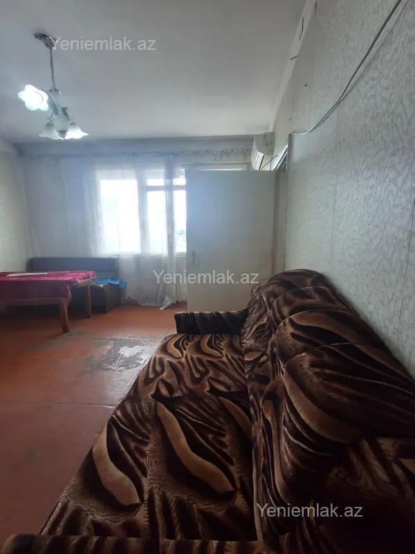 Satılır 1 otaqlı köhnə tikili 40 m²