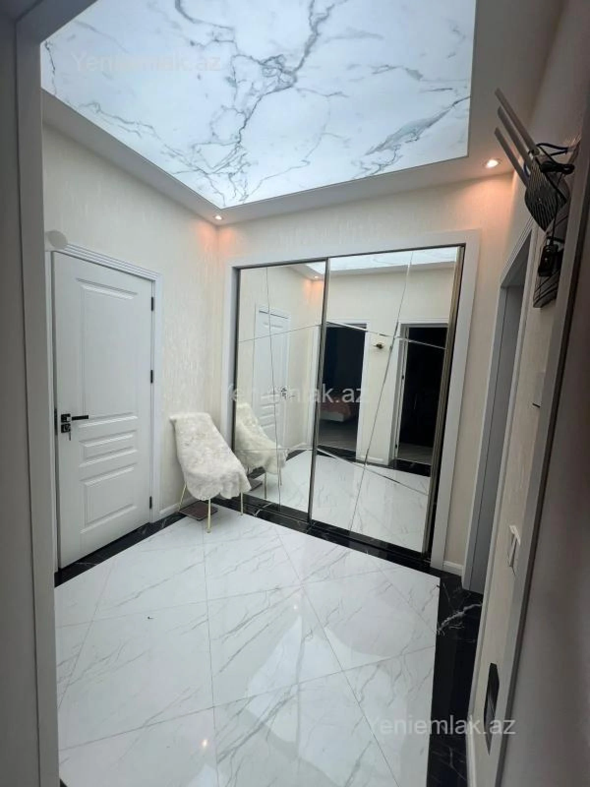 Satılır 2 otaqlı yeni tikili 50 m²