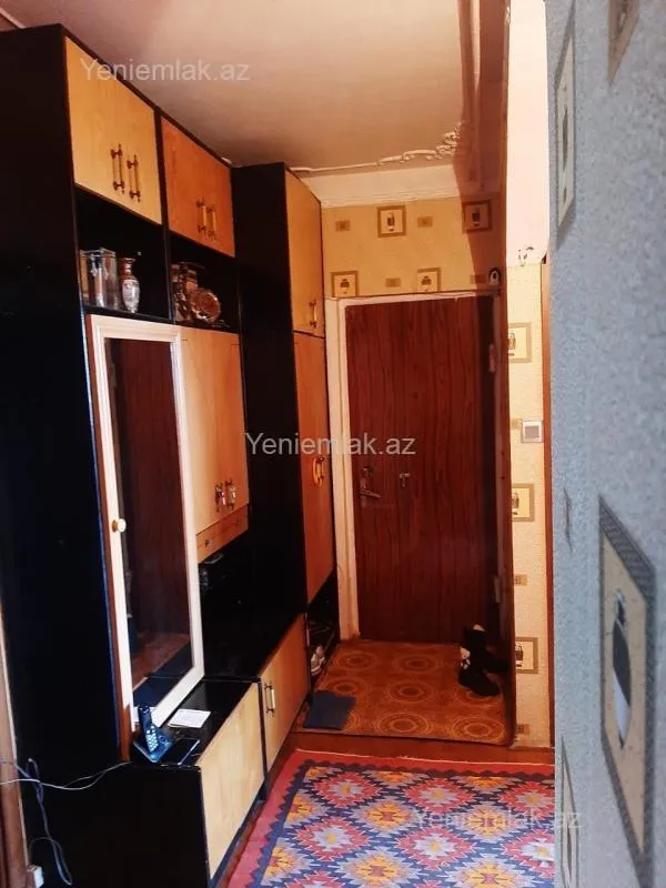 Satılır 3 otaqlı köhnə tikili 80 m²