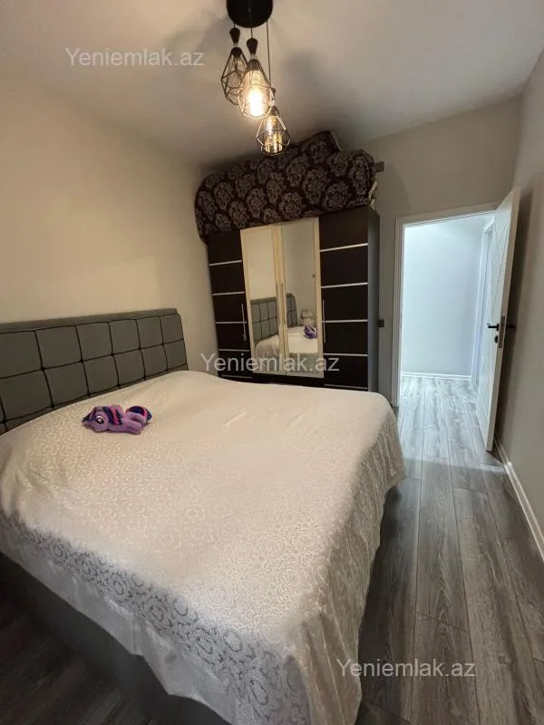 Satılır 2 otaqlı həyət evi 72 m²