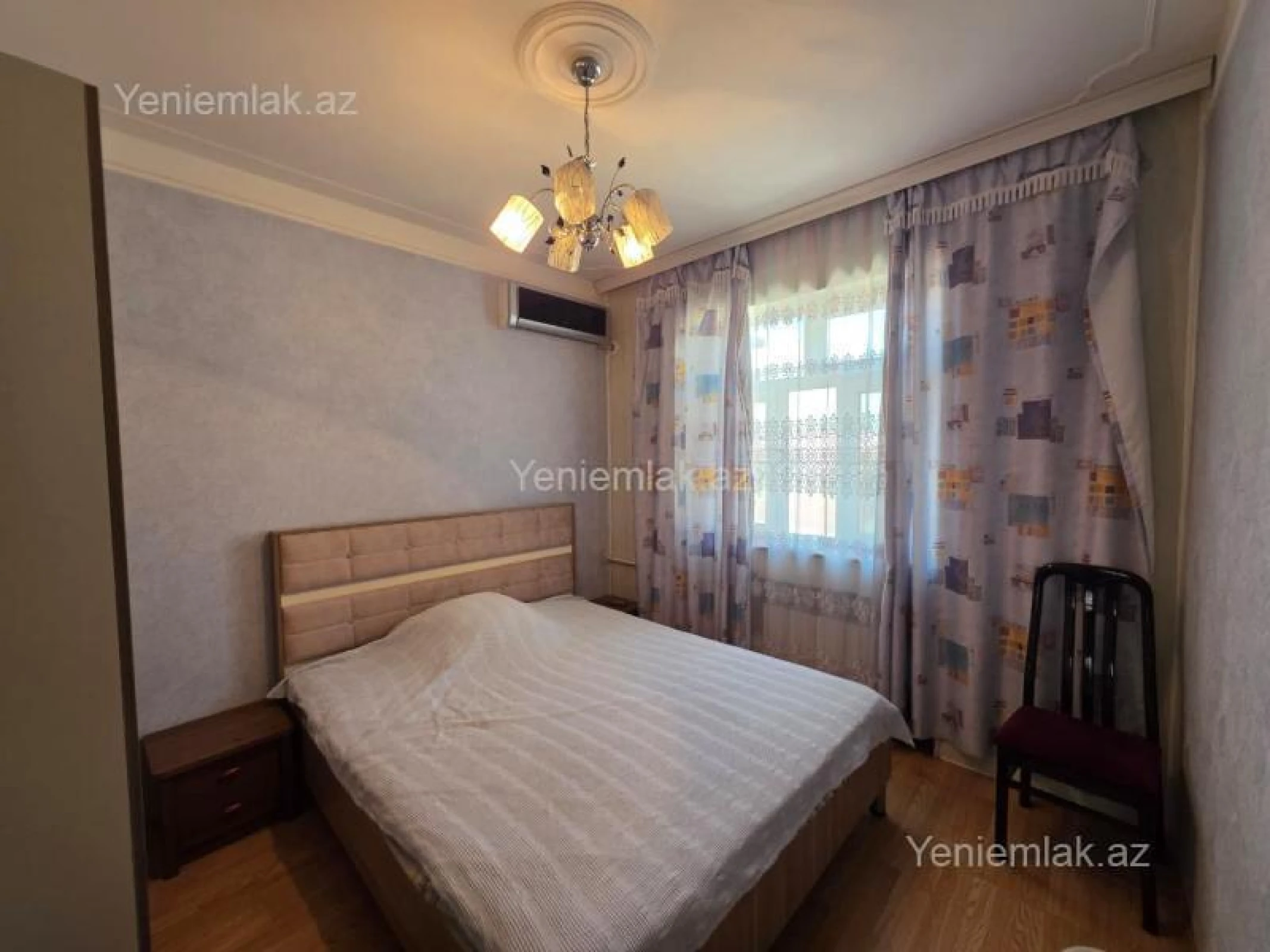 Satılır 4 otaqlı köhnə tikili 100 m²