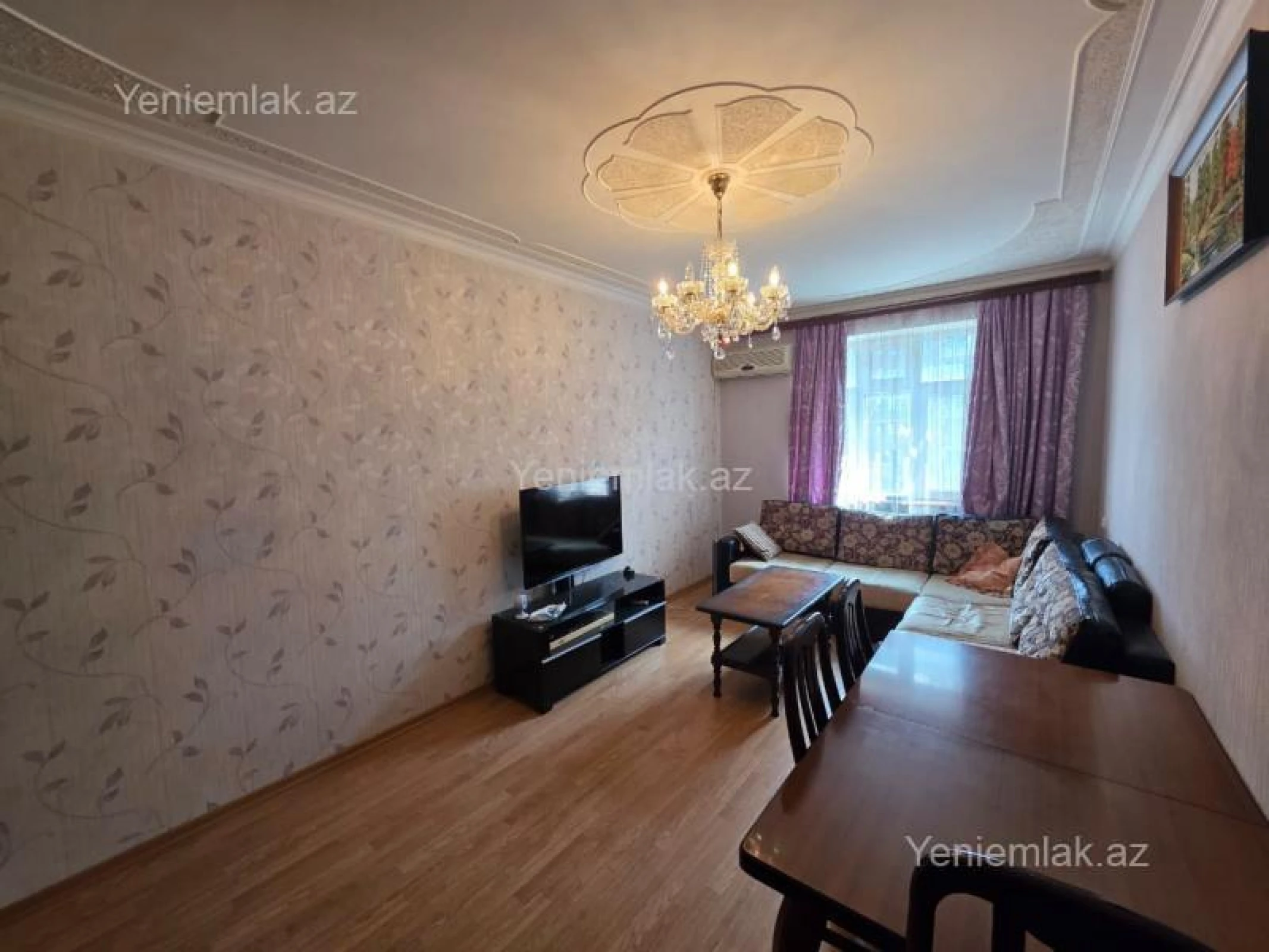 Satılır 4 otaqlı köhnə tikili 100 m²