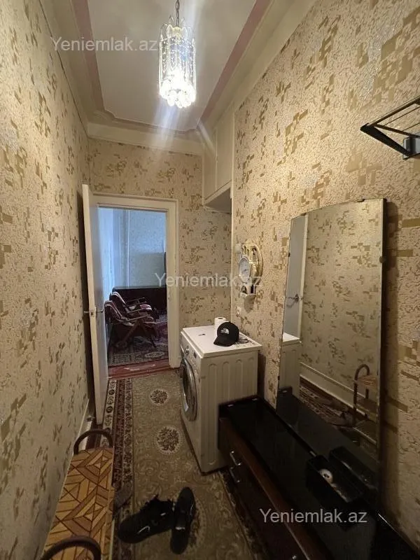 Satılır 2 otaqlı köhnə tikili 40 m²