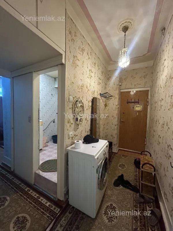 Satılır 2 otaqlı köhnə tikili 40 m²