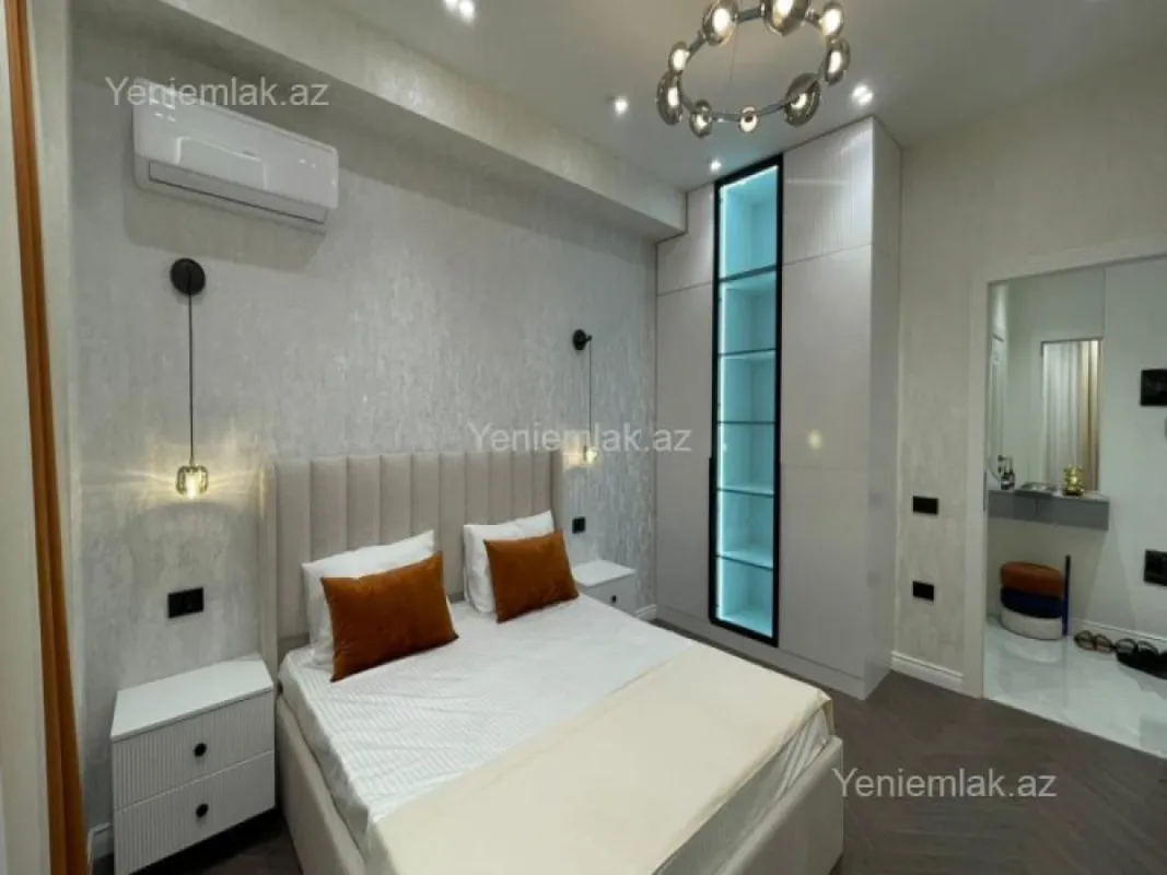 Satılır 2 otaqlı yeni tikili 60 m²