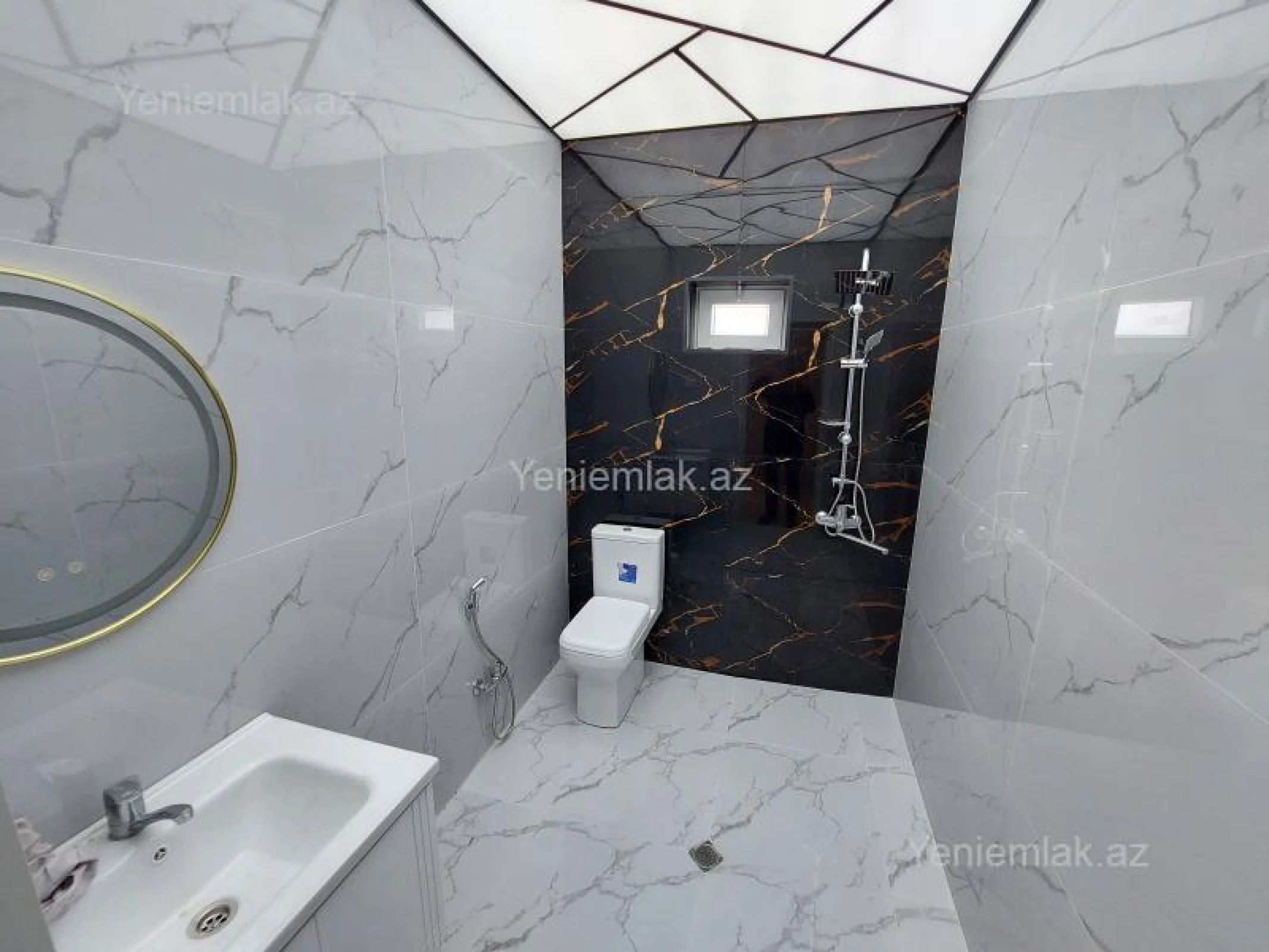 Satılır 4 otaqlı həyət evi 110 m²