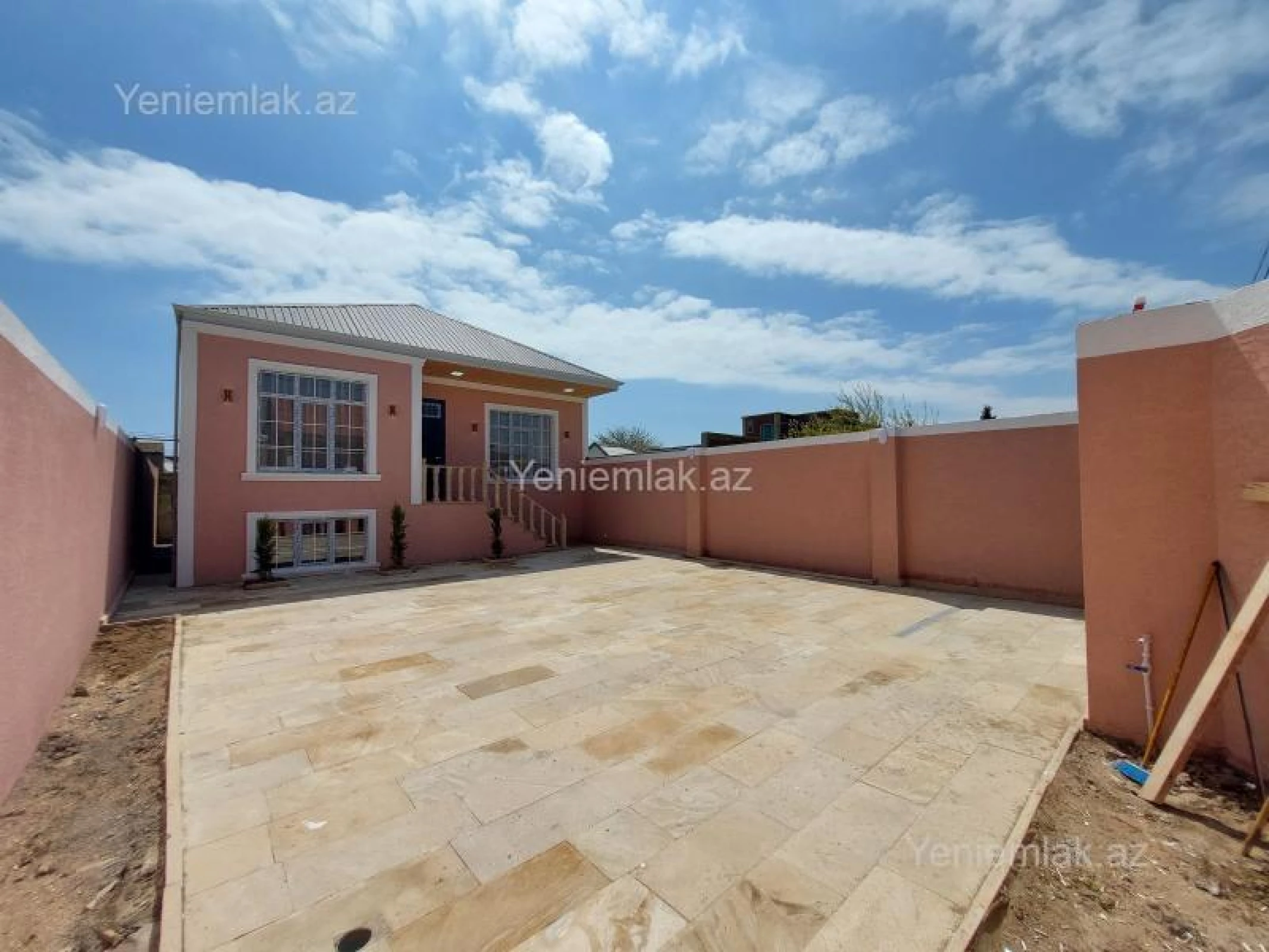 Satılır 4 otaqlı həyət evi 110 m²