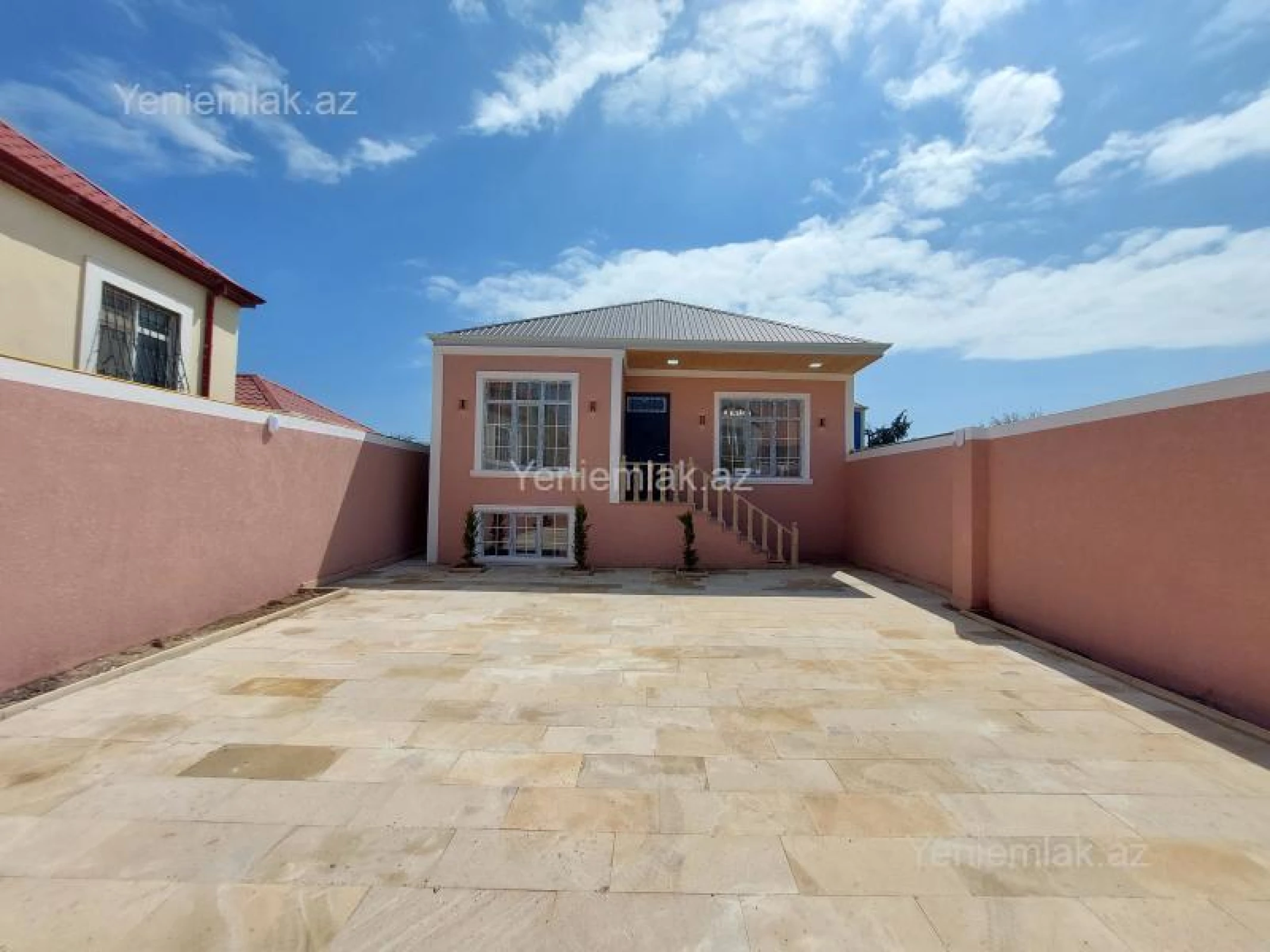 Satılır 4 otaqlı həyət evi 110 m²