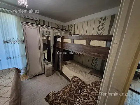 Satılır 2 otaqlı köhnə tikili 40 m²