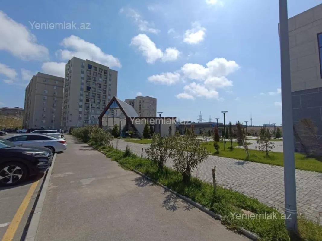 Satılır 4 otaqlı yeni tikili 111 m²