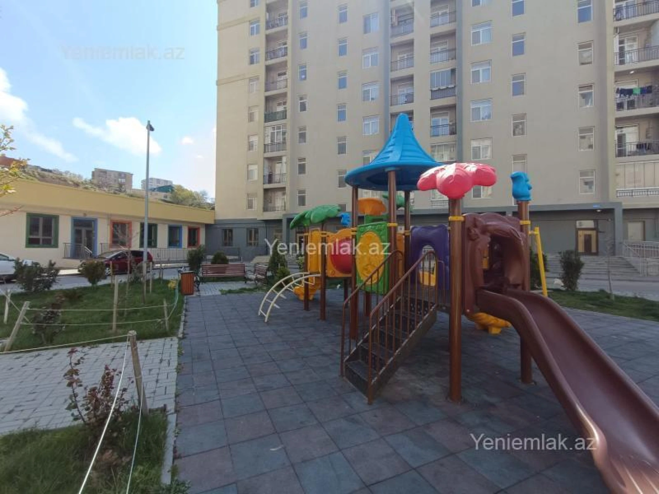 Satılır 4 otaqlı yeni tikili 111 m²
