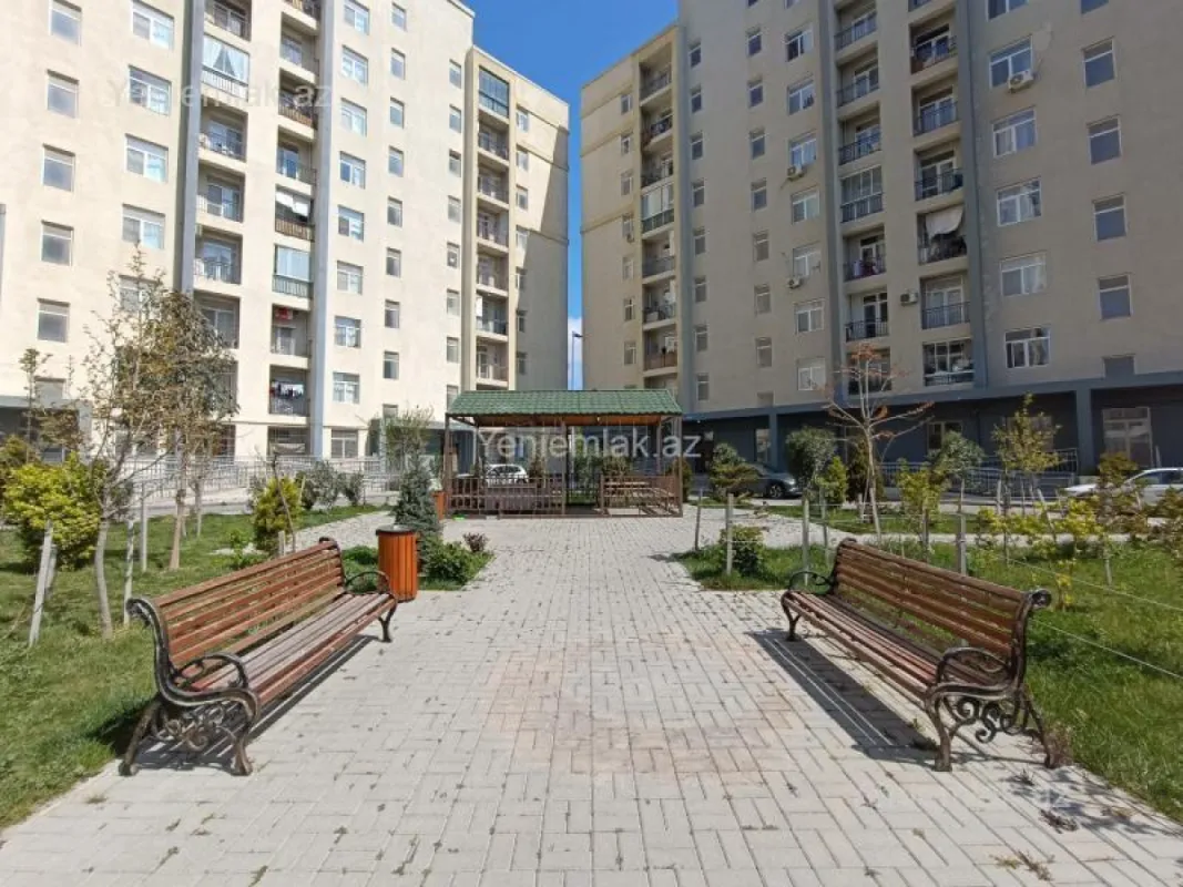 Satılır 4 otaqlı yeni tikili 111 m²