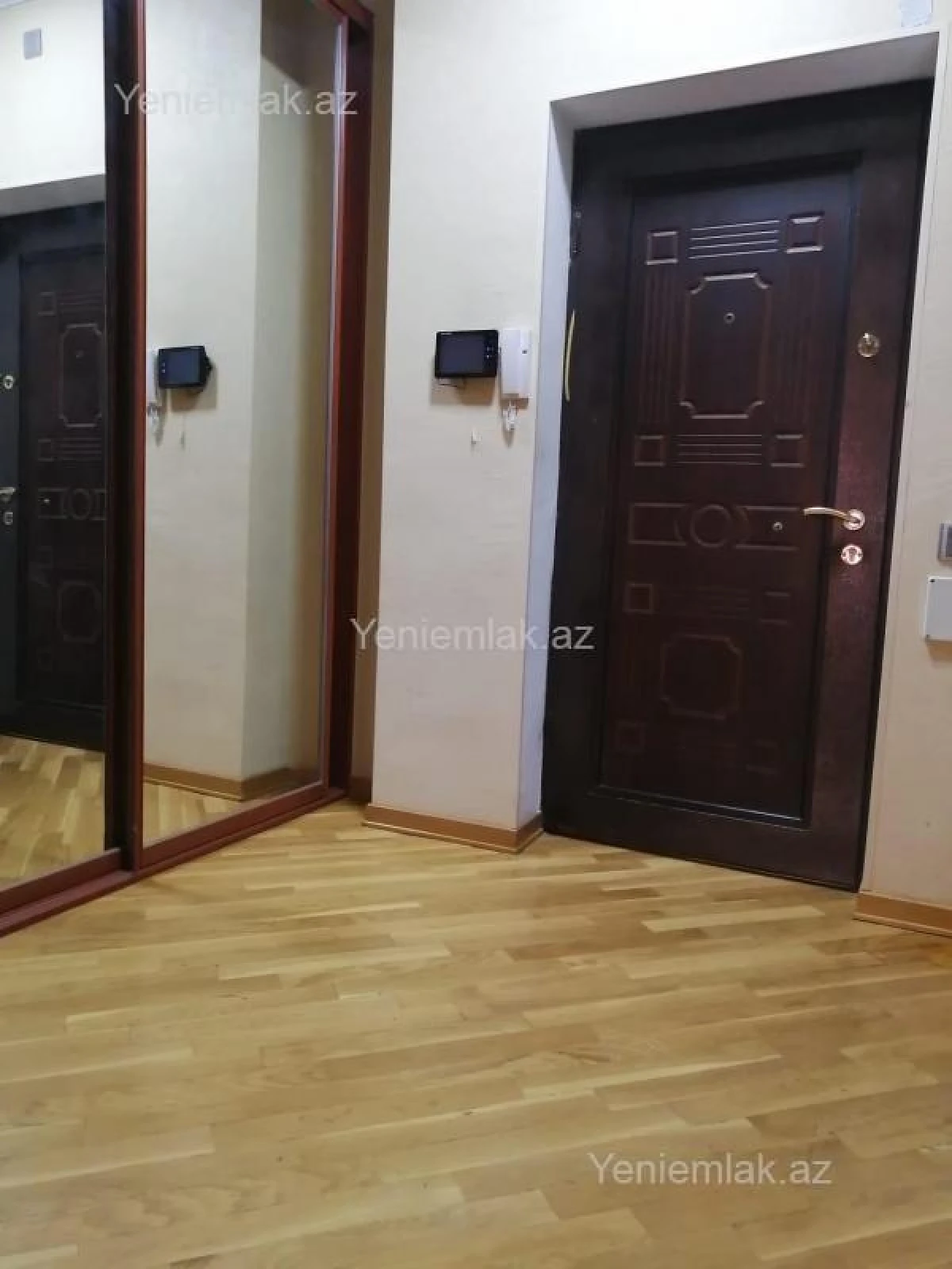 Satılır 3 otaqlı yeni tikili 143 m²