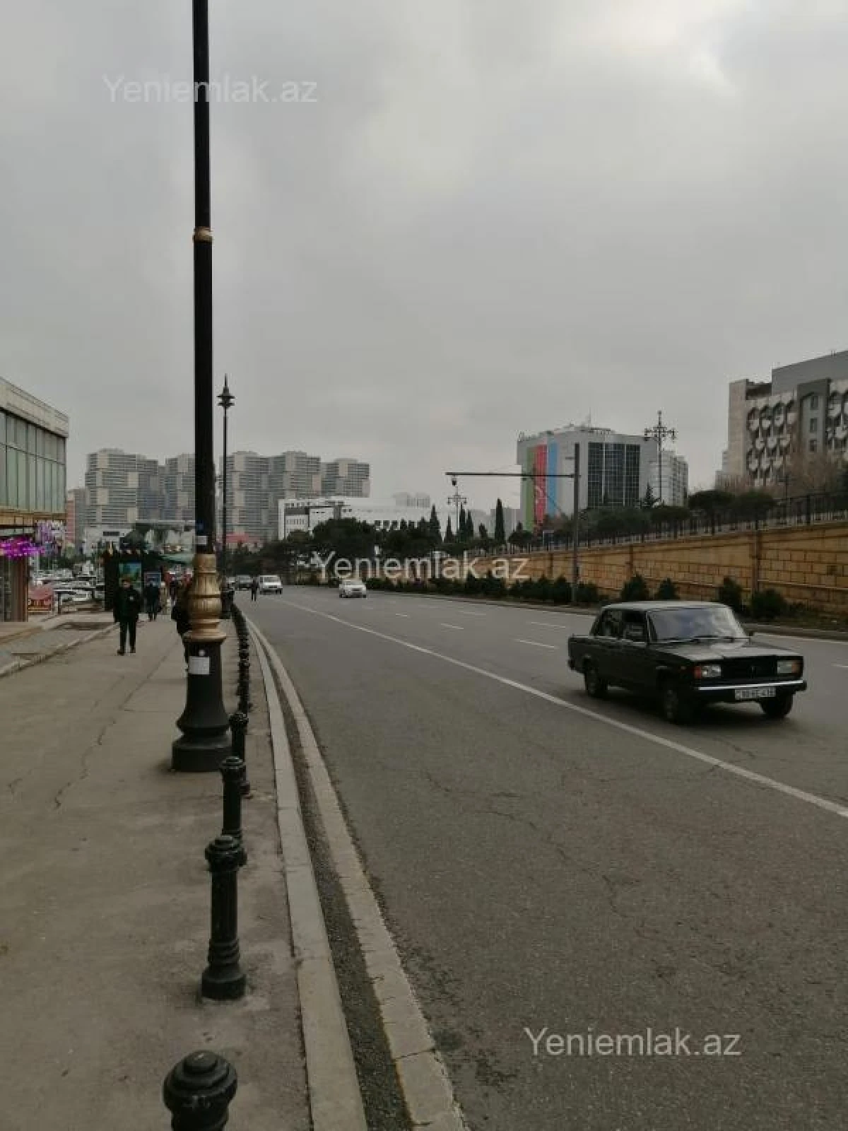 Satılır 3 otaqlı yeni tikili 143 m²
