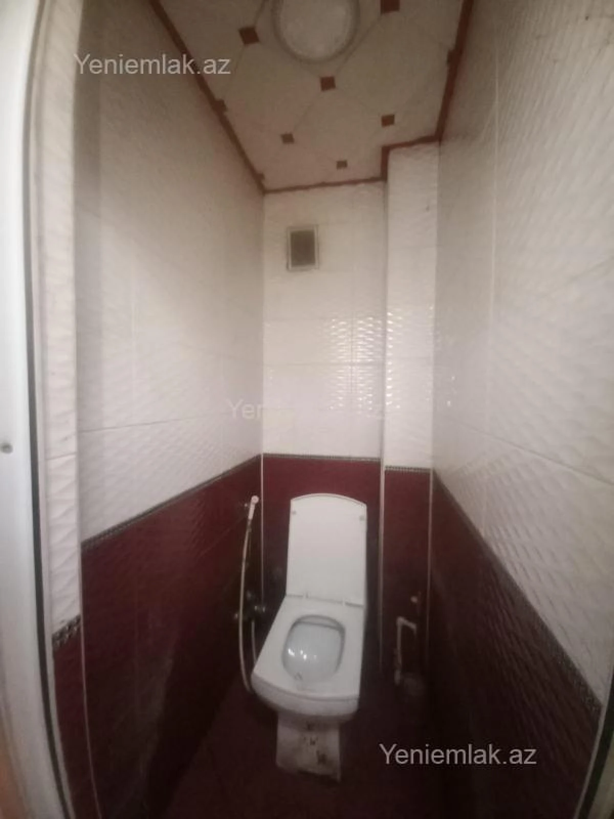 Satılır 4 otaqlı köhnə tikili 85 m²