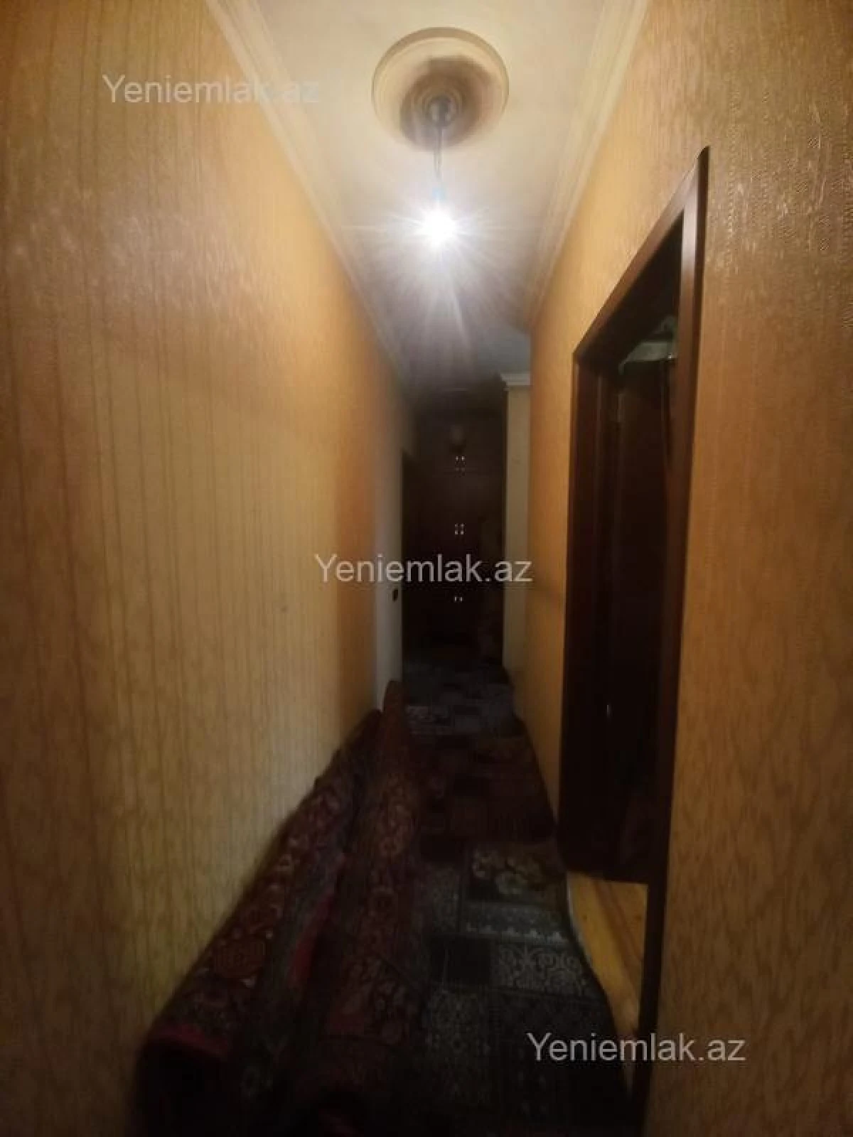 Satılır 4 otaqlı köhnə tikili 85 m²