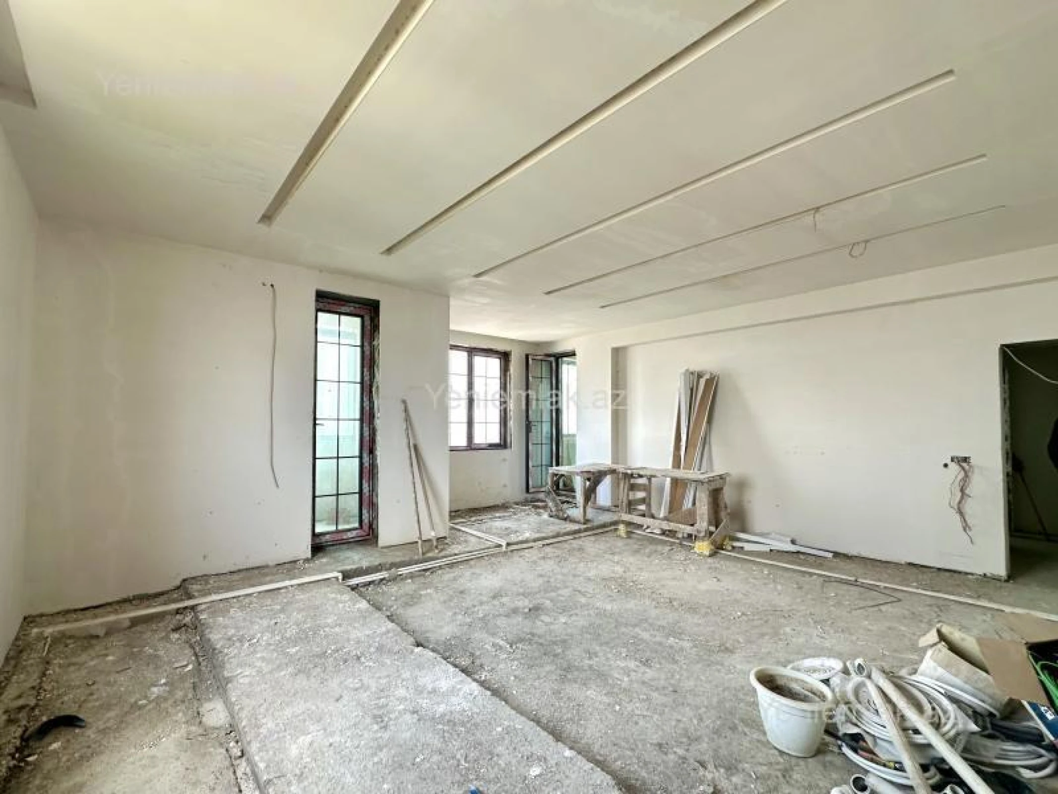 Satılır 3 otaqlı yeni tikili 145 m²