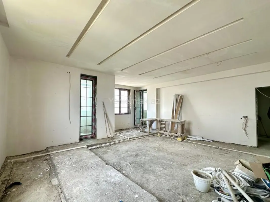 Satılır 3 otaqlı yeni tikili 145 m²