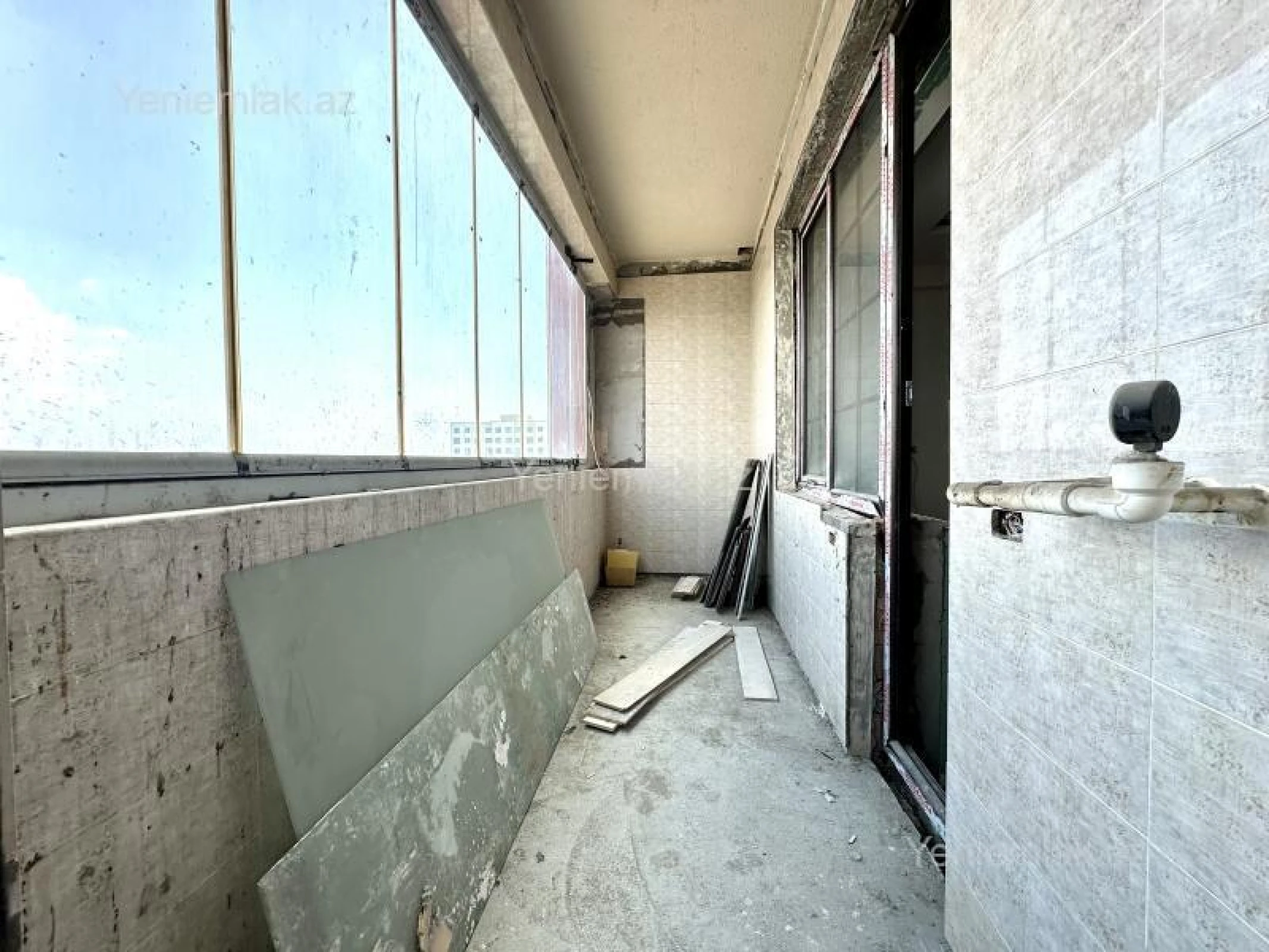 Satılır 3 otaqlı yeni tikili 145 m²