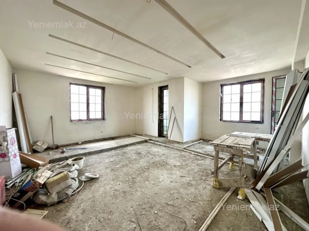 Satılır 3 otaqlı yeni tikili 145 m²