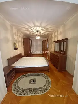 Satılır 3 otaqlı köhnə tikili 85 m²