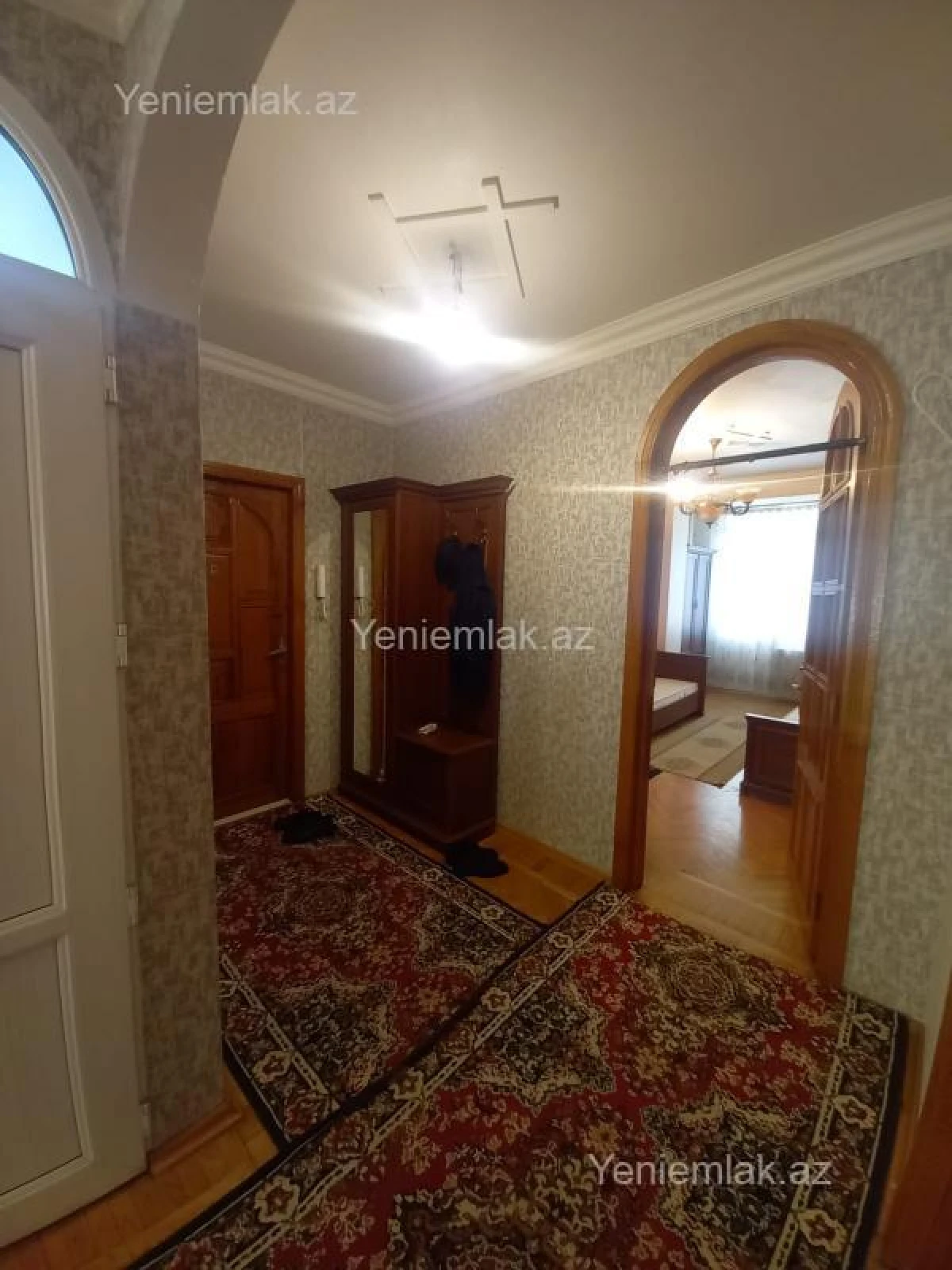 Satılır 3 otaqlı köhnə tikili 85 m²