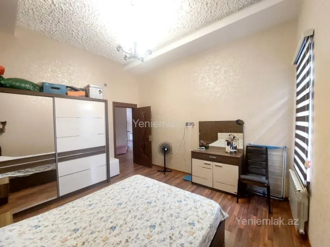 Satılır 3 otaqlı həyət evi 150 m²