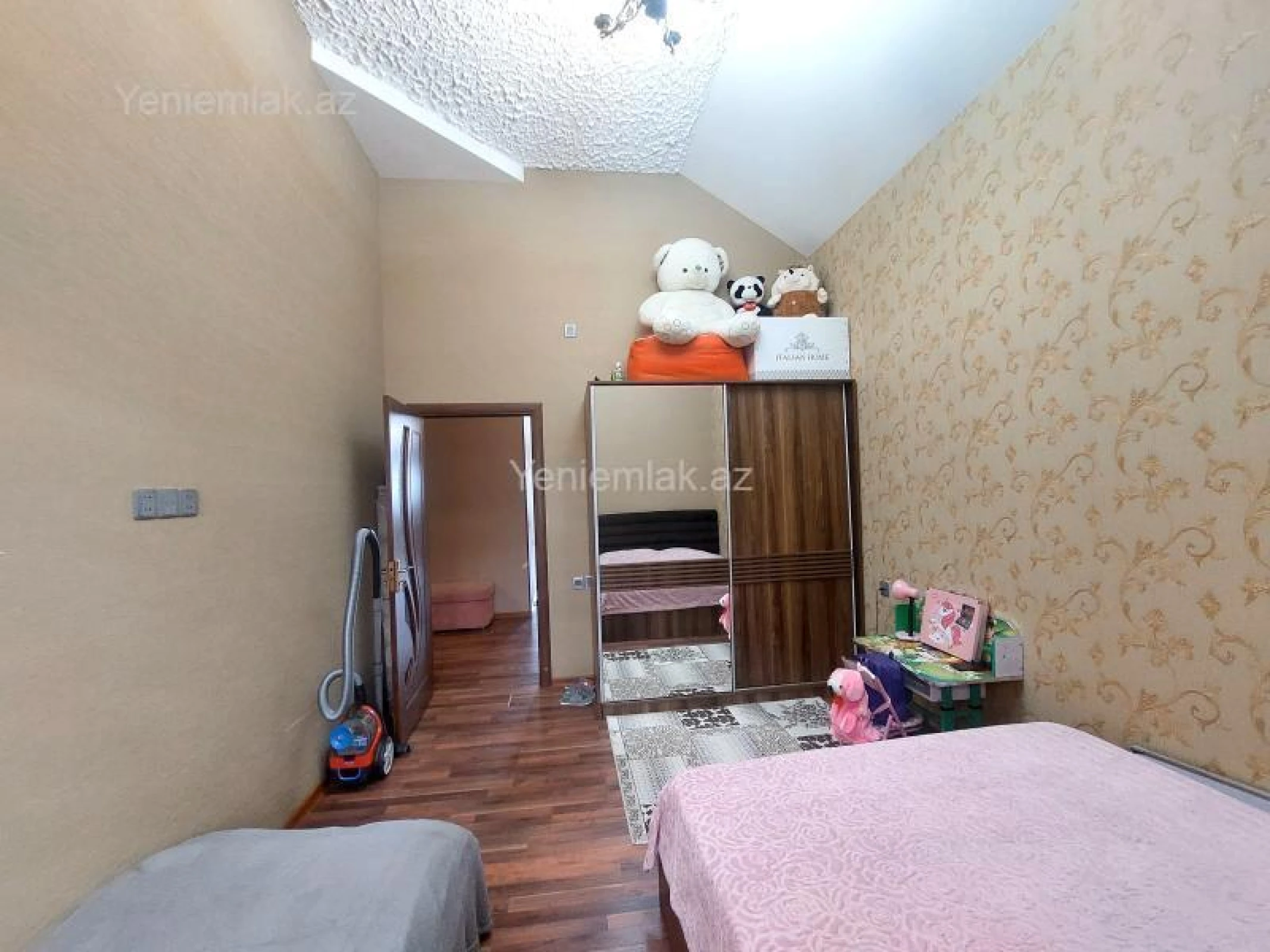 Satılır 3 otaqlı həyət evi 150 m²