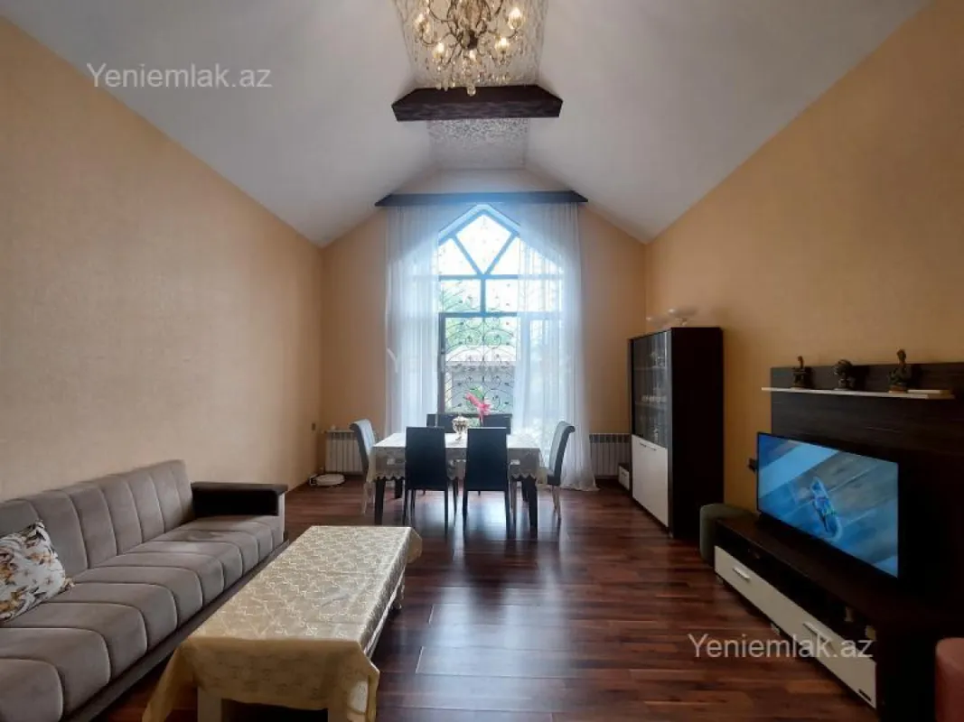 Satılır 3 otaqlı həyət evi 150 m²