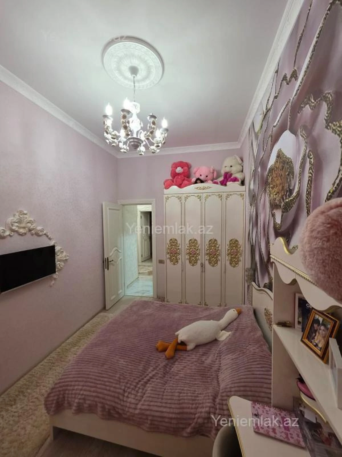 Satılır 4 otaqlı həyət evi 200 m²