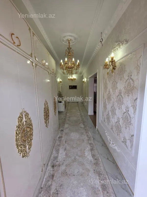 Satılır 4 otaqlı həyət evi 200 m²