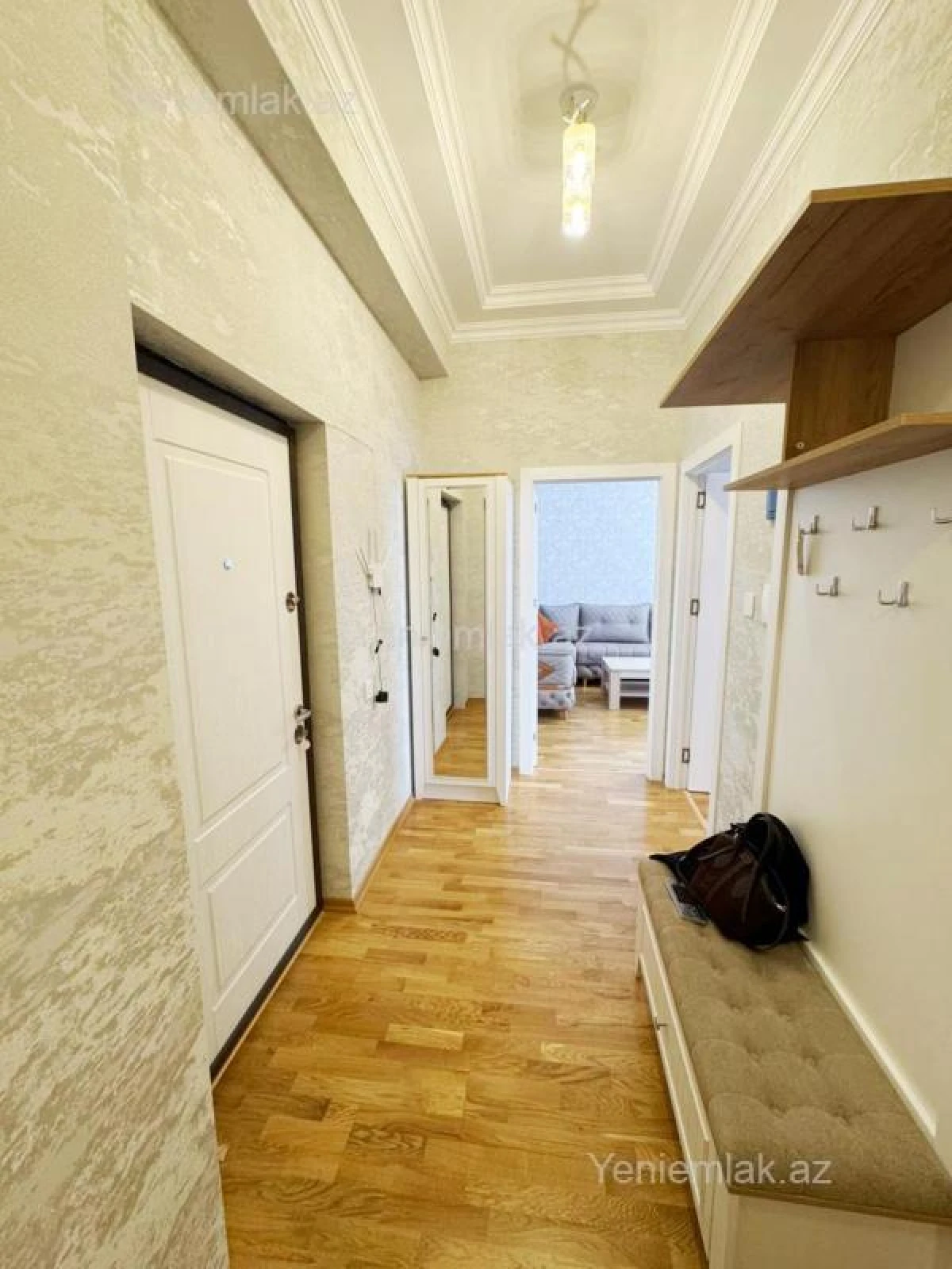 Satılır 2 otaqlı yeni tikili 72 m²