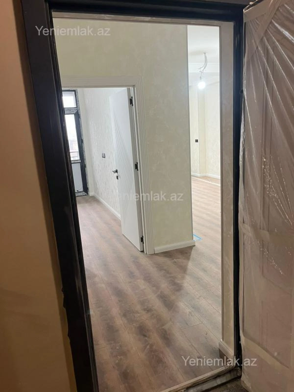 Satılır 2 otaqlı yeni tikili 50 m²
