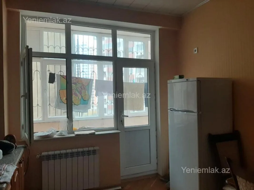 Satılır 4 otaqlı yeni tikili 150 m²