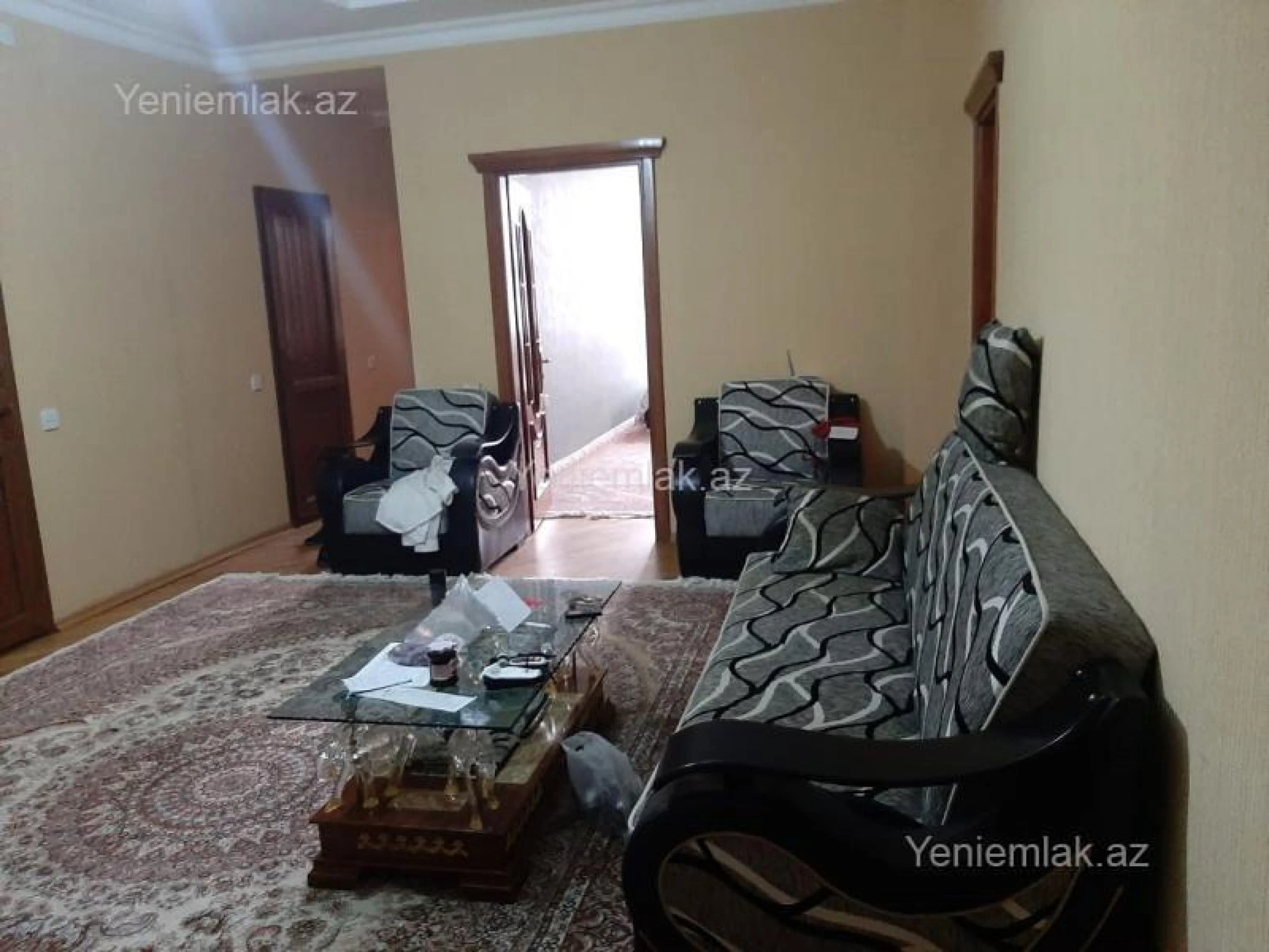 Satılır 4 otaqlı yeni tikili 150 m²