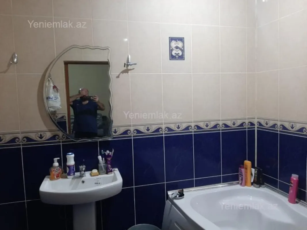 Satılır 4 otaqlı yeni tikili 150 m²