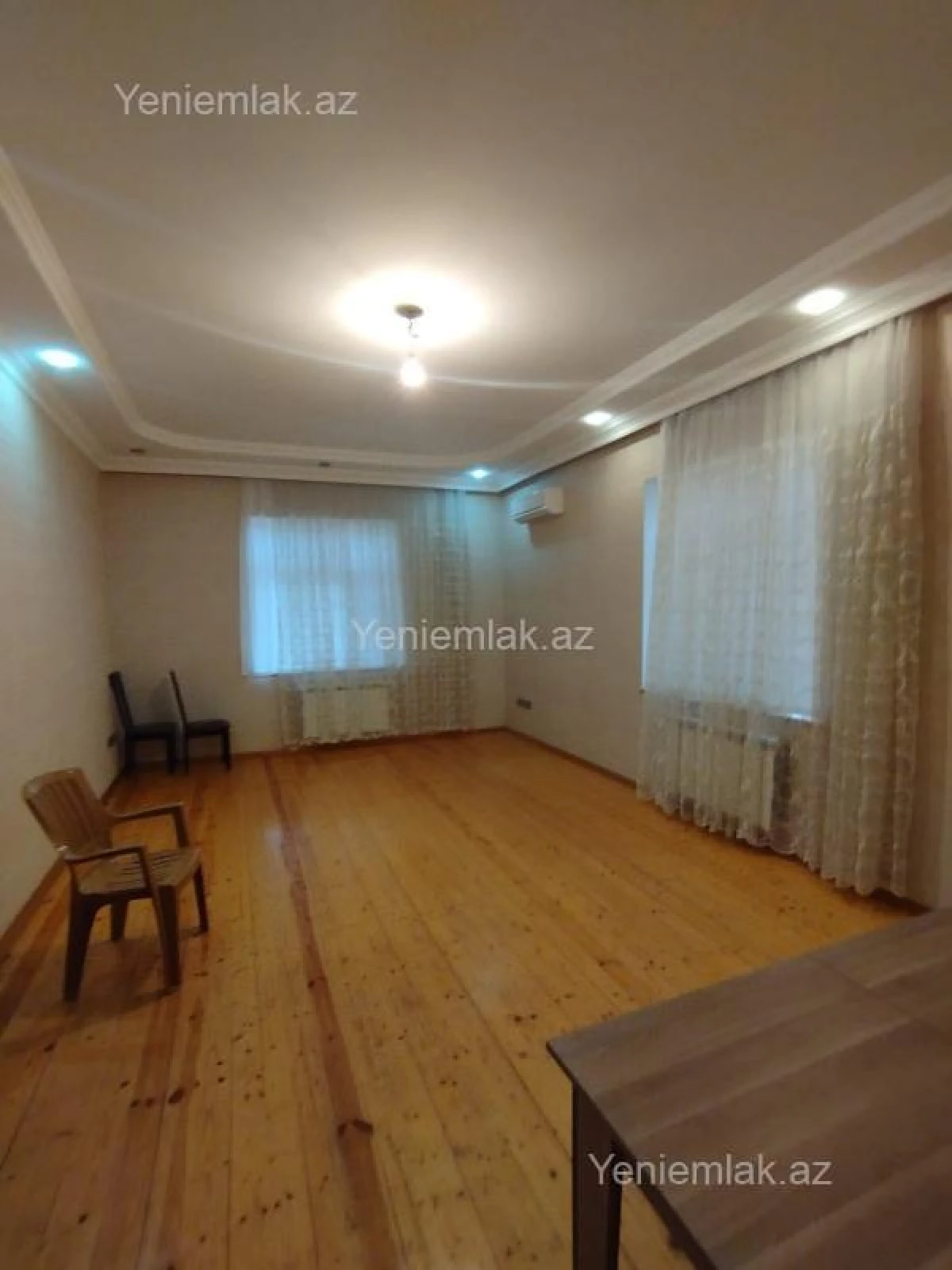Satılır 7 otaqlı həyət evi 330 m²