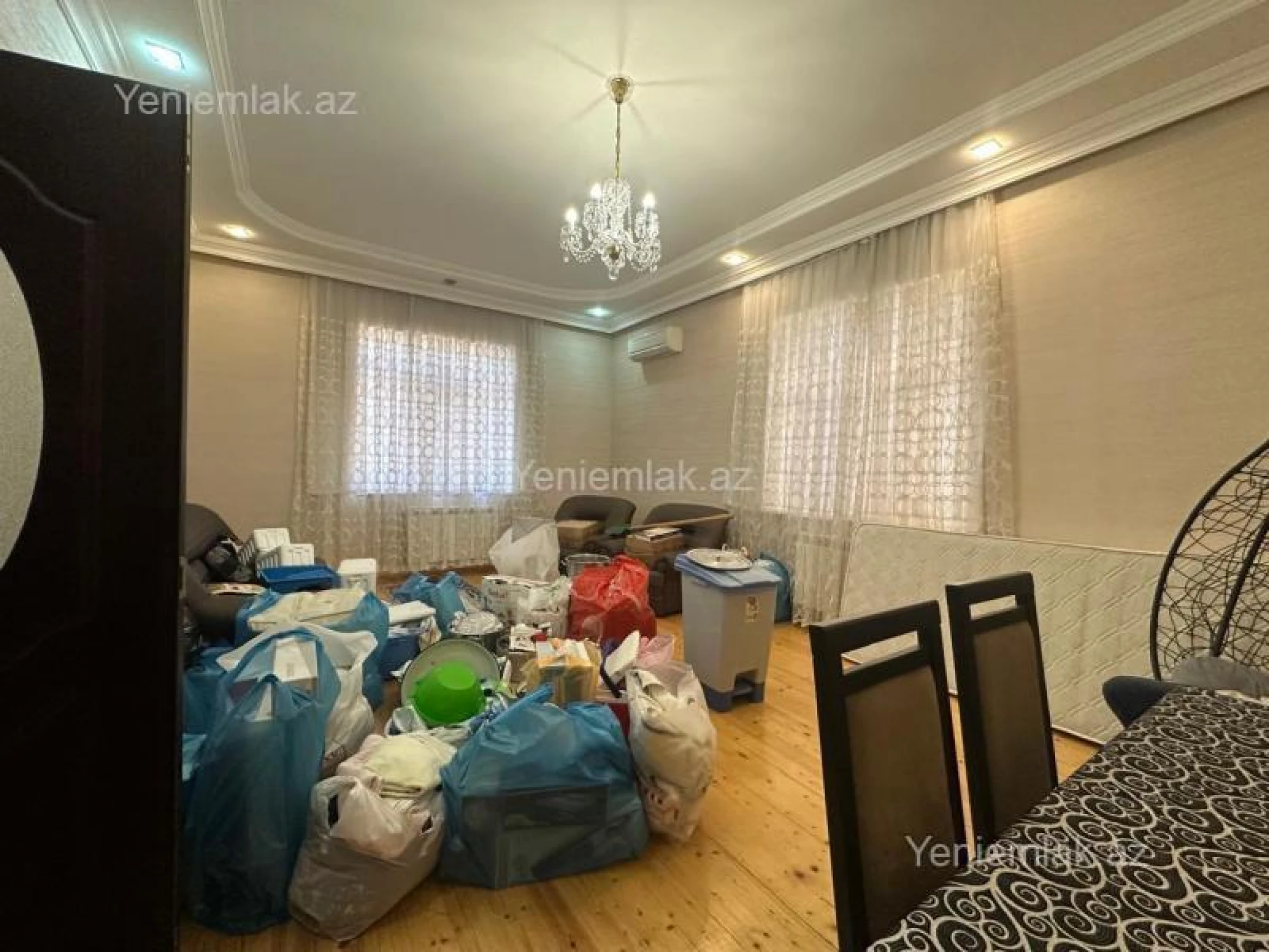 Satılır 7 otaqlı həyət evi 330 m²