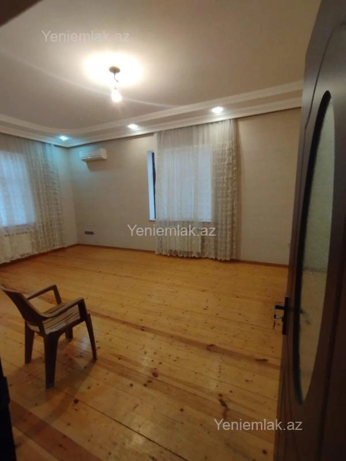 Satılır 7 otaqlı həyət evi 330 m²