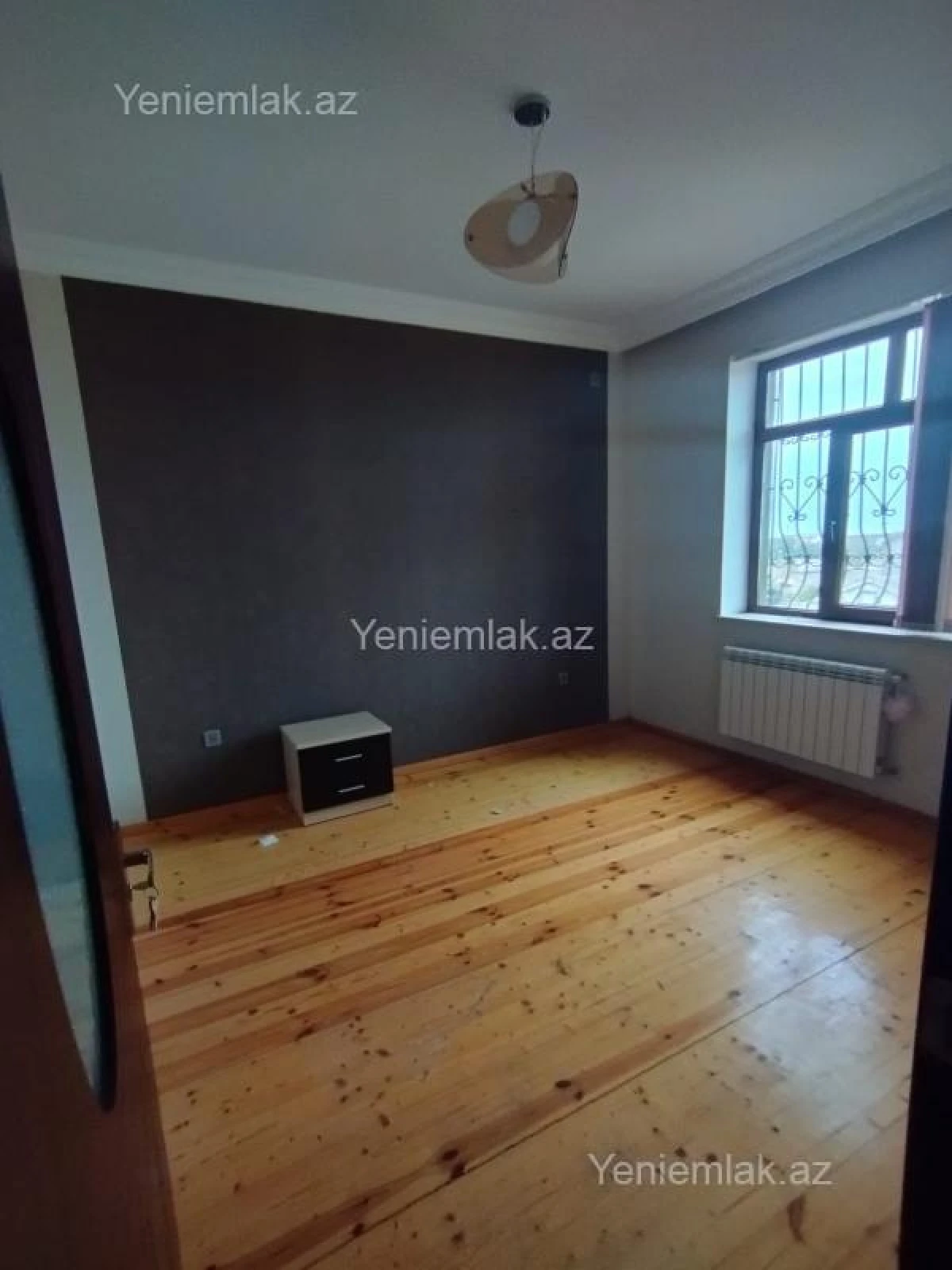 Satılır 7 otaqlı həyət evi 330 m²