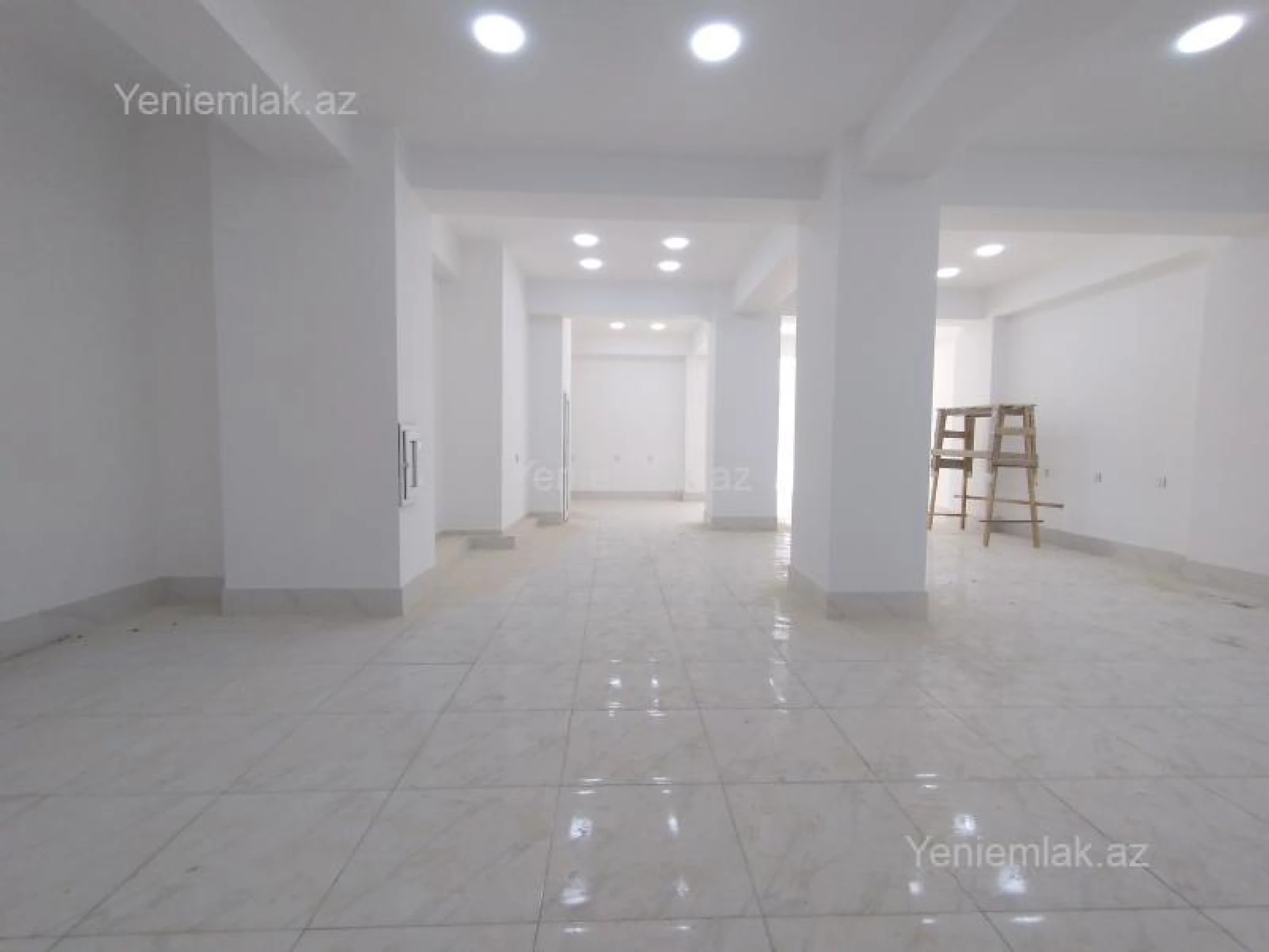 Kirayə verilir 2 otaqlı obyekt 140 m²