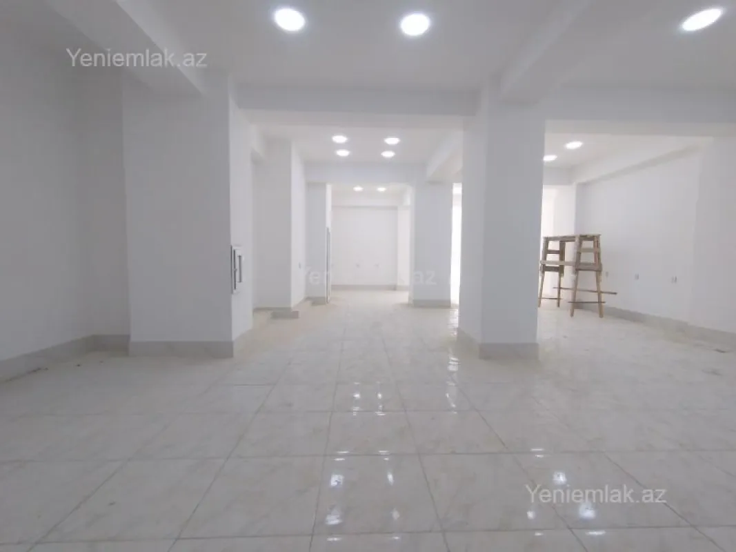 Kirayə verilir 2 otaqlı obyekt 140 m²