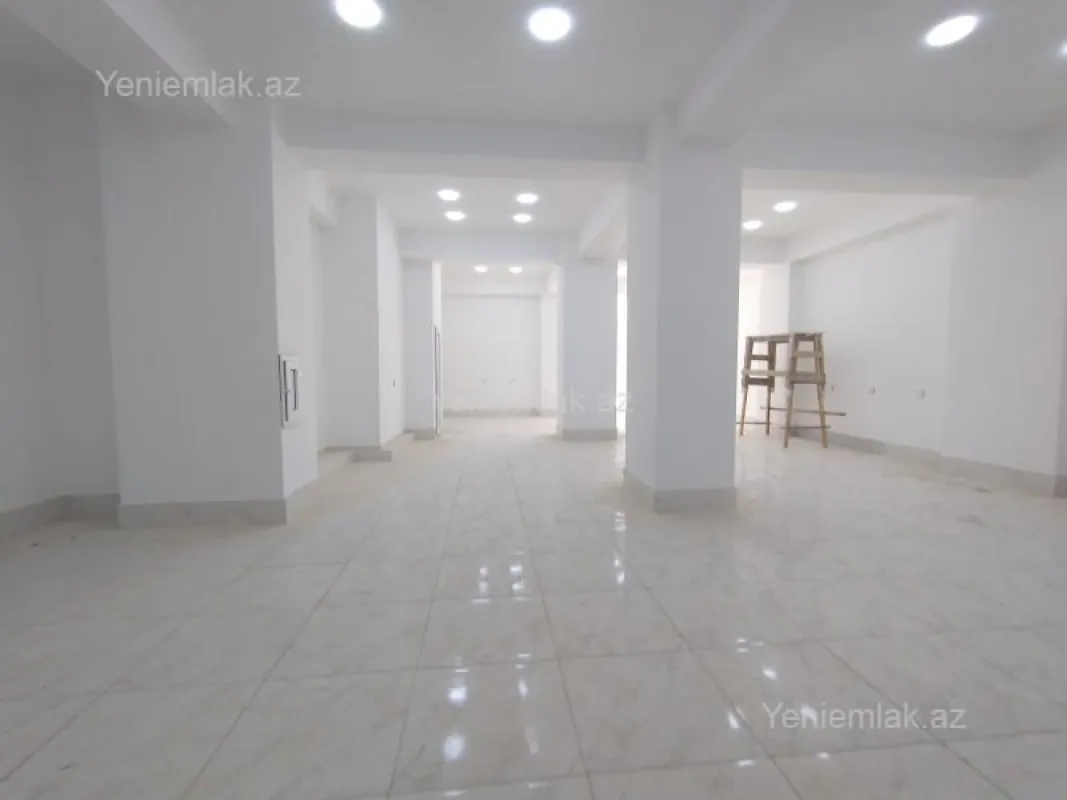 Kirayə verilir 2 otaqlı obyekt 140 m²