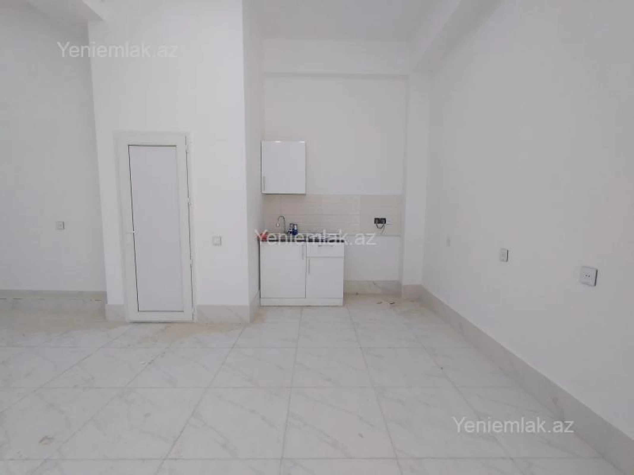 Kirayə verilir 2 otaqlı obyekt 140 m²